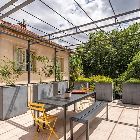La Mignonne - With Swimming Pool Villa